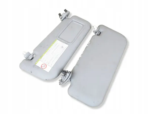Toyota Yaris II solskyddsset OEM AKG8611 image 2
