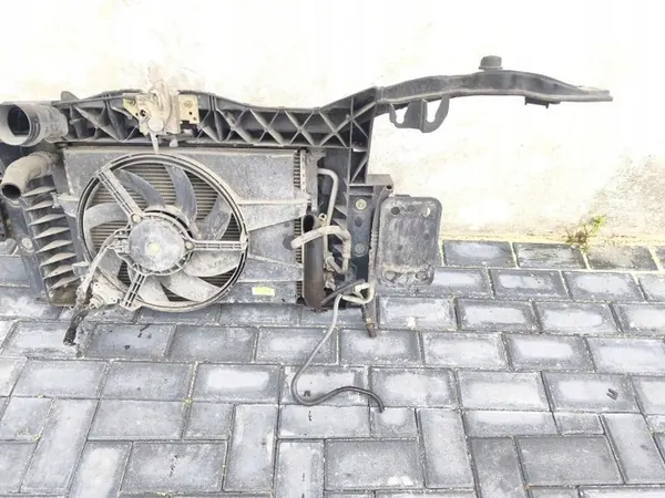 Viga delantera ventilador de radiador Ford Mazda B46ZA WSHM1C231B image 9