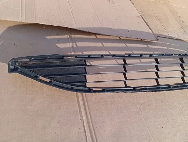 TOYOTA PRIUS IV 16 Griglia paraurti anteriore OEM 53112-47240 image 3