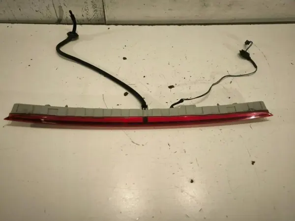 BMW 5 F11 Derde Remlicht OEM 6325720322408 image 4