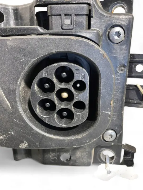 Support de Prise de Charge Audi E-Tron Q4 OEM 4KE907175A image 5