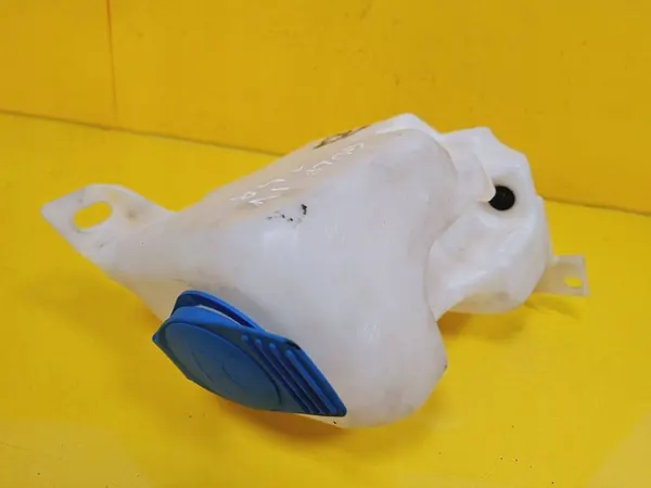 Pyyhkijännestesäiliö VW Golf IV 1J0955453N/P image 3