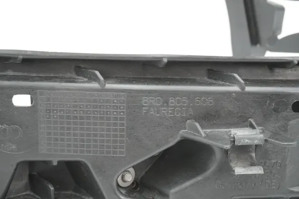 Support de phare avant droit Audi Q5 8R0805608 image 2