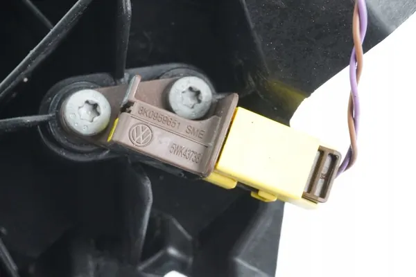 Support de phare avant droit Audi Q5 8R0805608 image 4