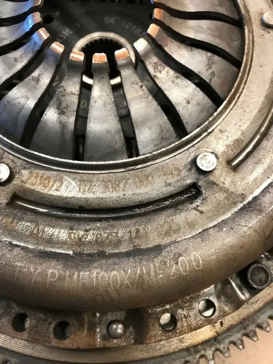 Disco de Embreagem Pressão Seat VW Golf Polo IV Skoda 1.2 image 10