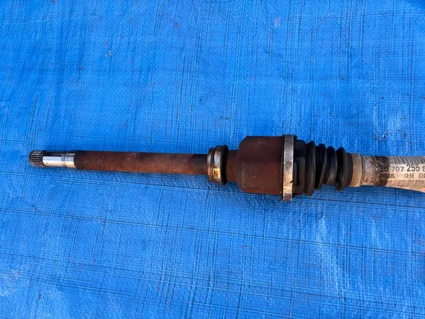 PEUGEOT 308 T9 Arbre de transmission droit 1.6 THP 9670725580 image 2