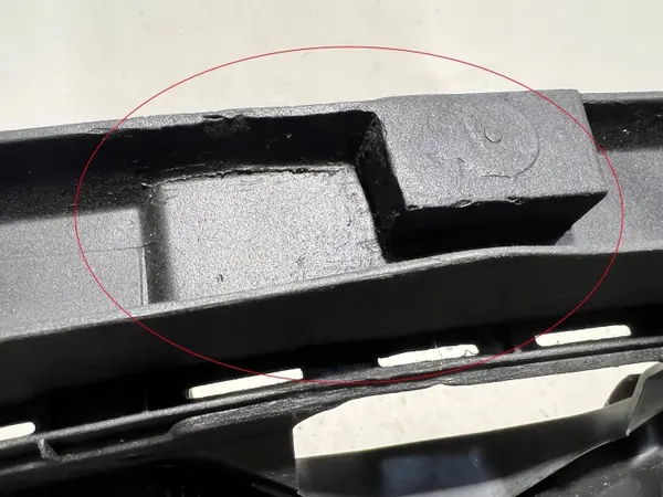 OEM 9834692980 Cubrecinturón delantero para Citroen C4 image 6