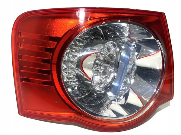 Bakljus VW JETTA 06- 1K5945095M Vänster image 3