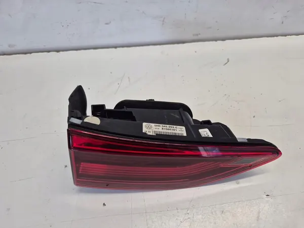 VW Golf 8 Luz Trasera Derecha 5H0945094C image 2