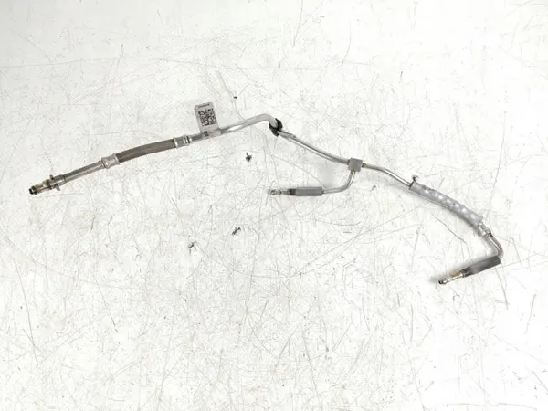 Conduit de refroidisseur d'huile Ford OEM LK4Q6K679BB image 2