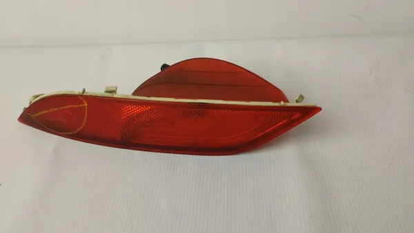 VOLVO V40 II Vänster Bakre Dimljus 31395550 image 3