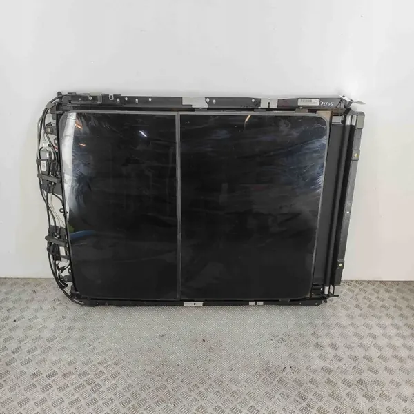 Kattoluukku OEM 30022879C Jeep Grand Cherokee IV:lle image 2