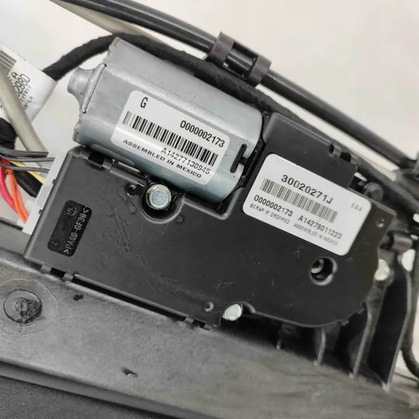 Kattoluukku OEM 30022879C Jeep Grand Cherokee IV:lle image 10