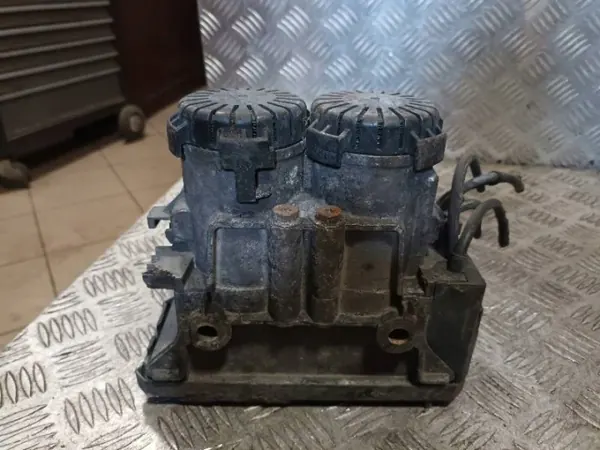 Soupape Modulateur EBS Scania OEM 1442936 - Occasion image 3