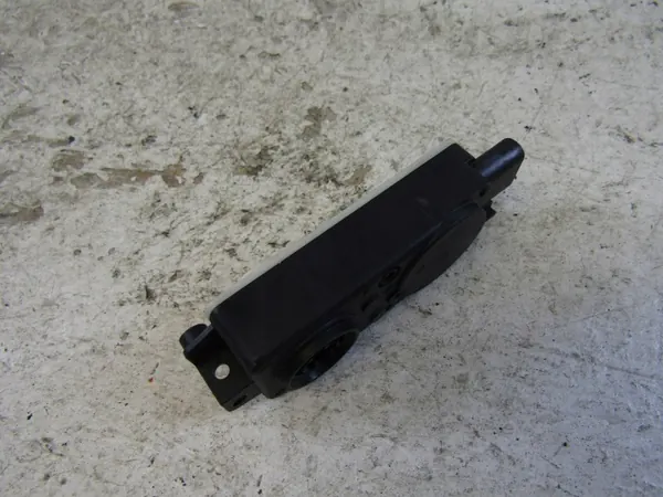 BMW X3 G01 motorrullgardin OEM 5A180E3 image 4