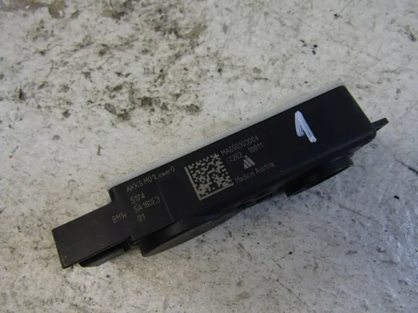 BMW X3 G01 motorrullgardin OEM 5A180E3 image 7