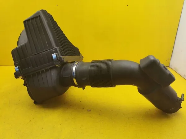 Volkswagen Ilmansuodattimen kotelo 7P0129607C image 6