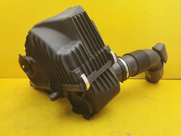 Volkswagen Ilmansuodattimen kotelo 7P0129607C image 8