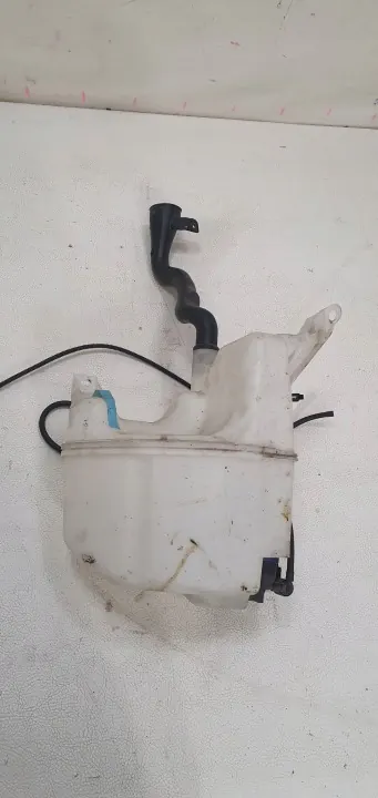Volvo V60 S60 II spolarbehållare OEM 31416288 image 2