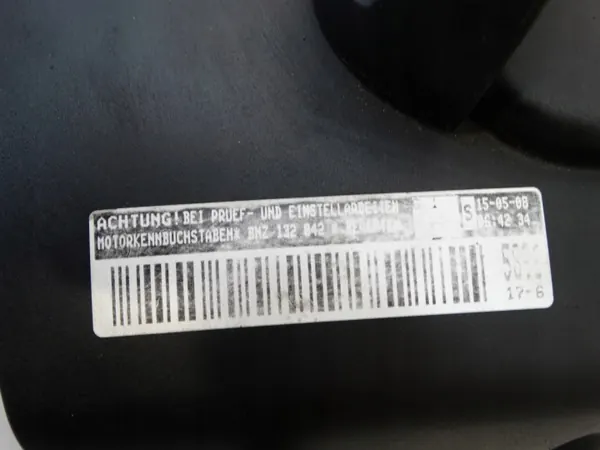 Couvercle de soupape bouclier moteur OEM 070103503E VW T5 image 10