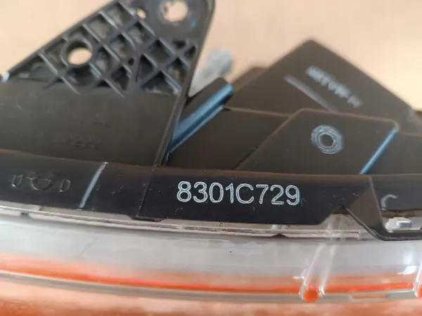 Faros izquierdo Mitsubishi L200 V image 3