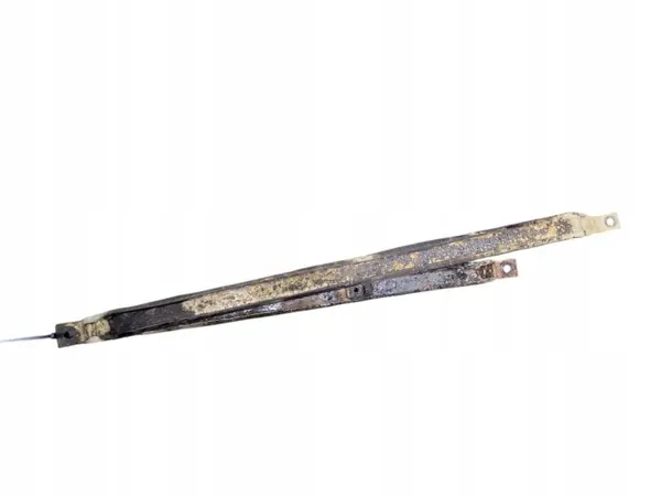 Support de réservoir OEM JUT257749 pour Toyota Corolla image 2