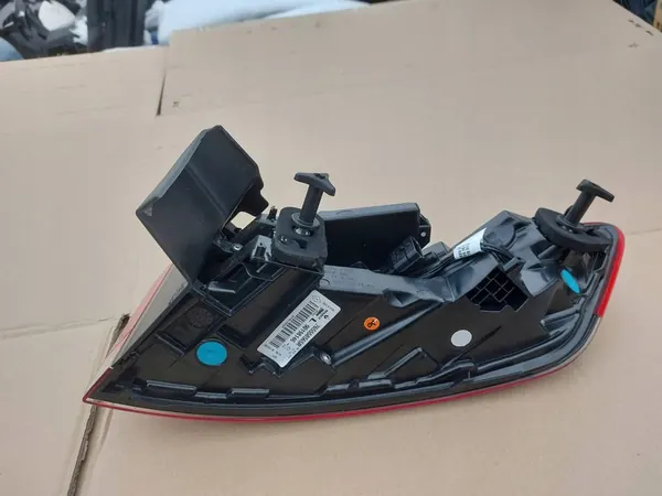 RENAULT MEGANE IV lift kombi (Lado Izquierdo) image 4