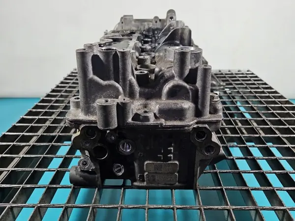 Jaguar Cilinderkop OEM G4D3-6J011-BB 2.0D image 3