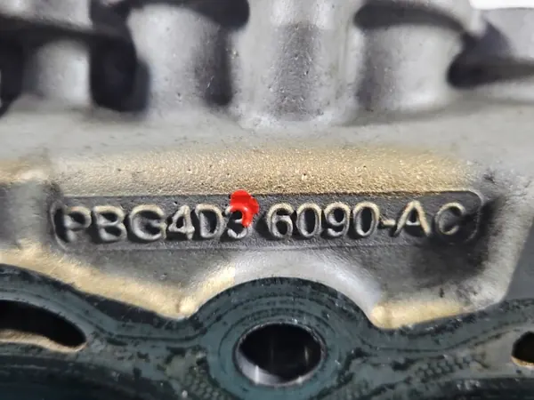 Jaguar Cilinderkop OEM G4D3-6J011-BB 2.0D image 9
