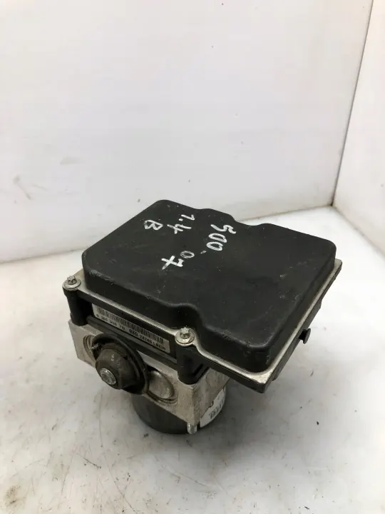 Controlador Bomba ABS OEM 0265235359 Usado image 3