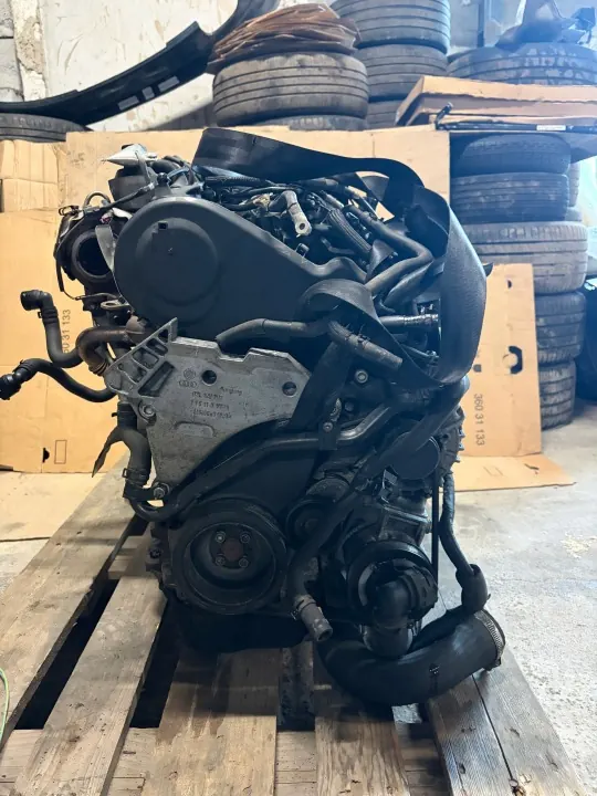 Moteur complet CFF CFG 2.0 TDI pour A3 Passat Tiguan image 4