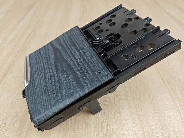 Keskikonsolin koriste OEM 9330629 BMW G30 G31 image 4