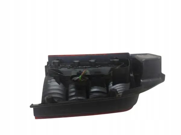 Luz trasera derecha T5 Transporter OEM image 4