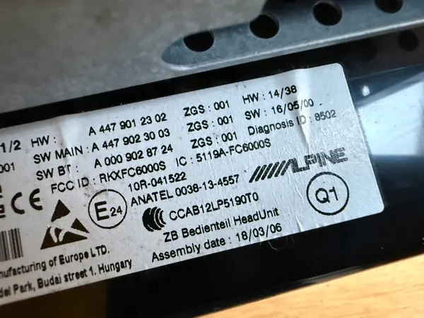 Radio Alpine OEM A4479008905 para Mercedes Vito image 10