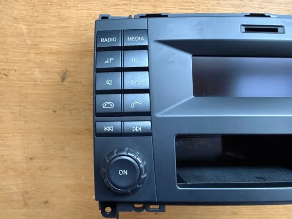 Radio Alpine OEM A4479008905 para Mercedes Vito image 3