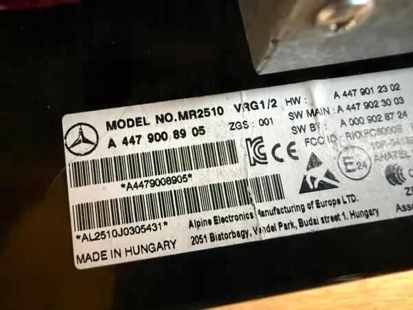 Radio Alpine OEM A4479008905 para Mercedes Vito image 9