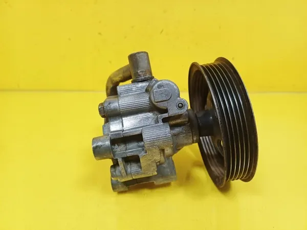 Styrpump OEM DRC99037 för Toyota Corolla image 5