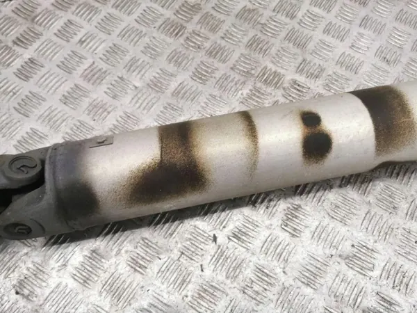 Taka-akselin vetoakseli OEM 373004JA0A Nissan Navara image 8