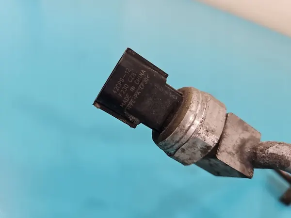 Ilmastointiputki Hyundai Elantra V 10-16 F108AG7AA image 5