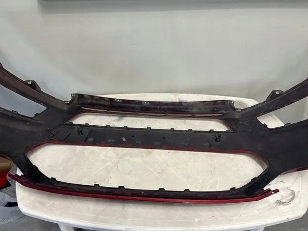 Paraurti anteriore Ford Mondeo MK5 image 9