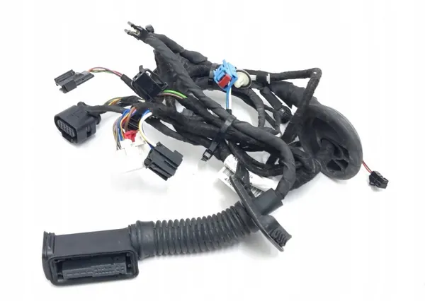 Audi Q7 4M vasen takao-ovi OEM 4M0971687CE image 4