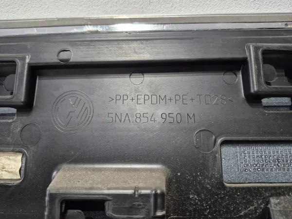 OEM 5NA854950M Dörrlist Höger Bak VW Tiguan II image 7