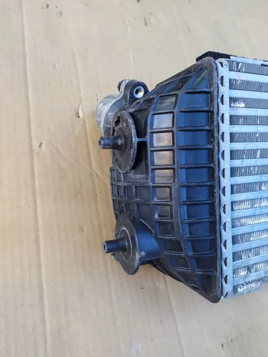 Intercooler OEM 28270-2M400 para Hyundai Tucson IV image 4