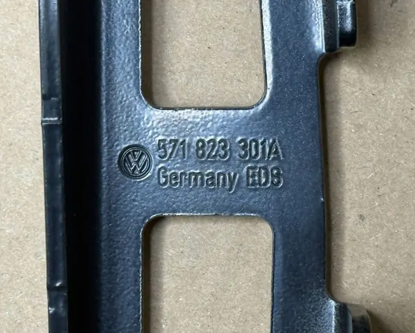 VW TIGUAN III 2024 Bisagra de Capó Izquierda OEM image 4