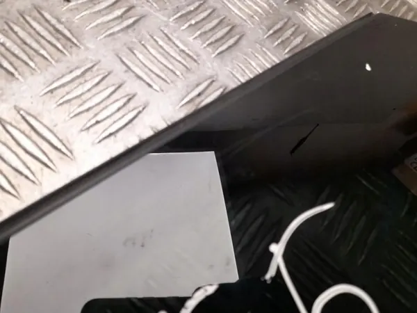 Mercedes GLE W167 Bak Vänster Karossglas OEM A1676708300 image 4