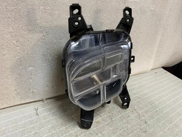 OEM 92201-F1600 Vasen LED-päiväajovalon Kia Sportage IV Lift image 3