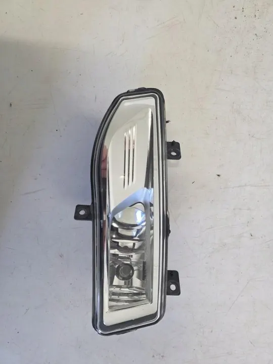 Farol Halogéneo Esquerdo OEM 90078634 para Nissan image 2