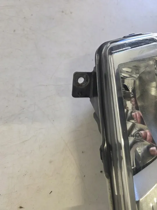 Farol Halogéneo Esquerdo OEM 90078634 para Nissan image 6