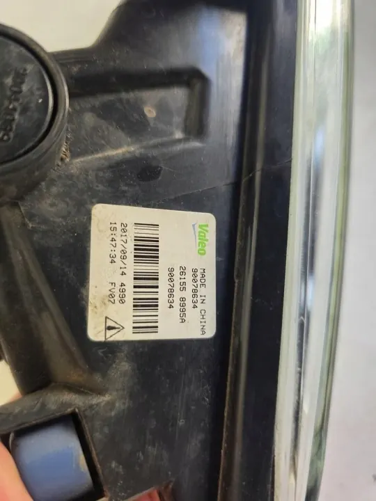 Farol Halogéneo Esquerdo OEM 90078634 para Nissan image 8