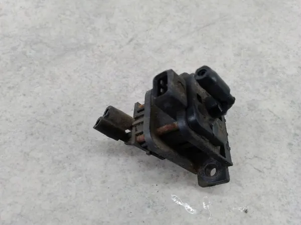 Onderdrukventiel OEM 701906283 voor VW Transporter T4 image 4